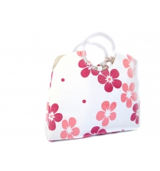 Handväska med blomdesign