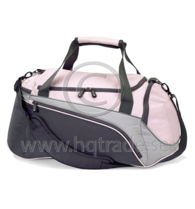 Sport bag with shoulder strap