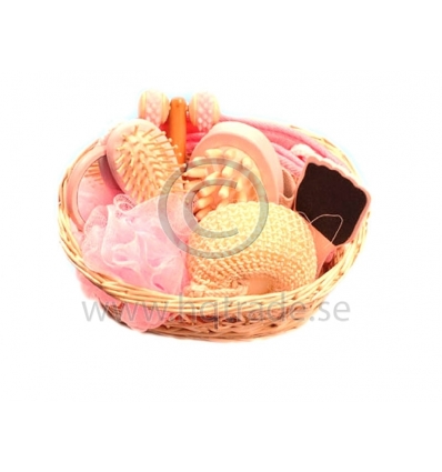 Massage set in basket