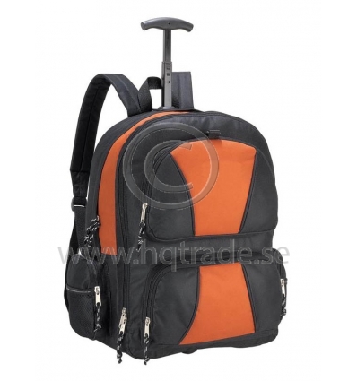 Travelbag with shoulder straps