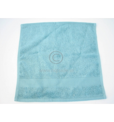 Green bamboo face towel - small