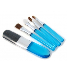 Cosmetic brushes